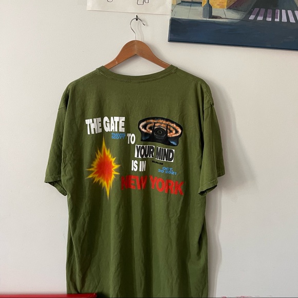 Travis Scott Rolling Loud NYC Merch T-Shirt Utopia A Portal To our World Jack - Picture 2 of 5